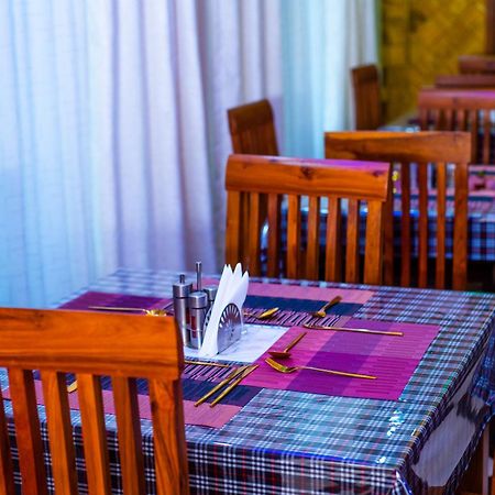 Aves Executive Hotel Arusha Exterior photo