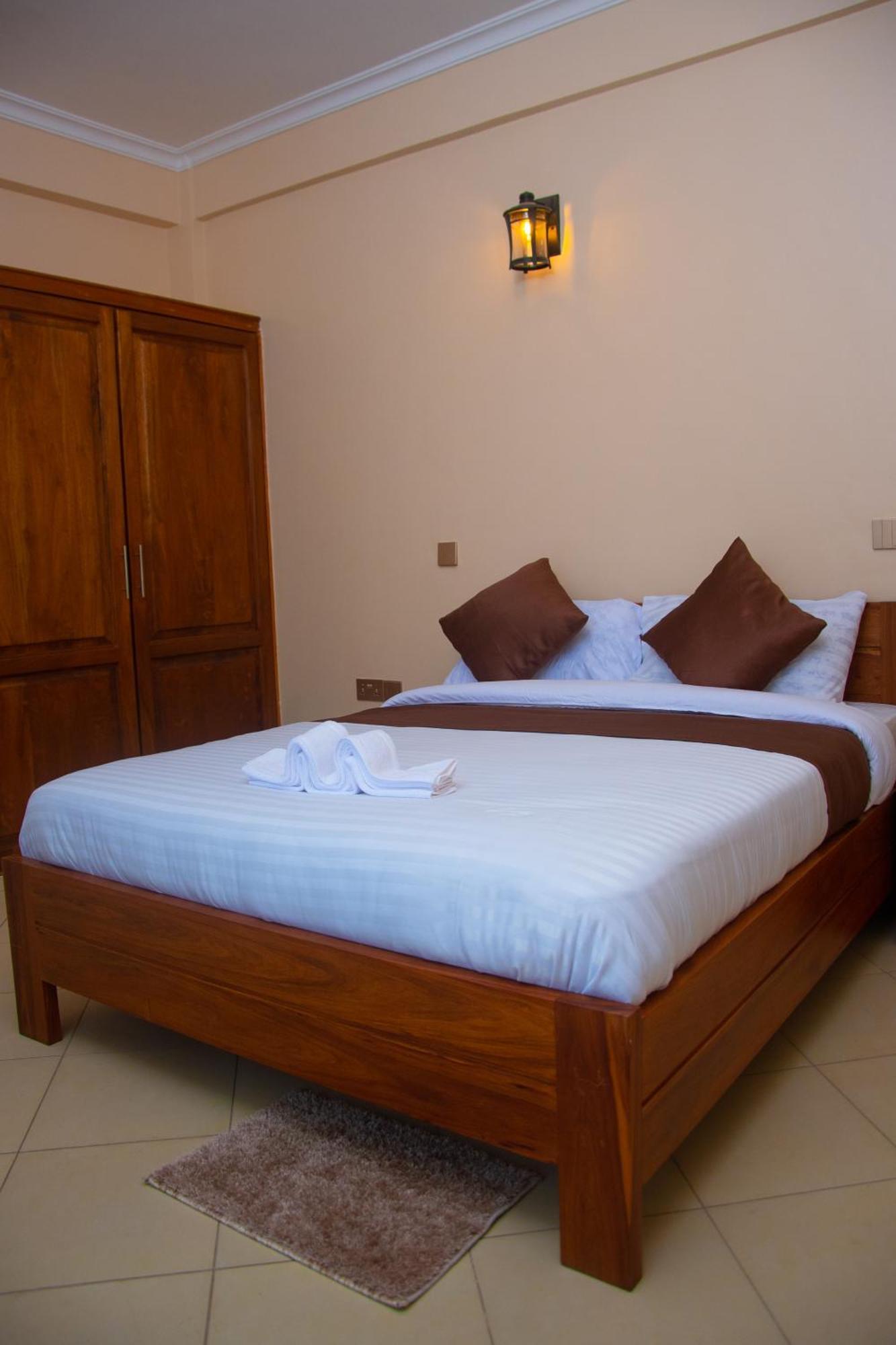 Aves Executive Hotel Arusha Exterior photo